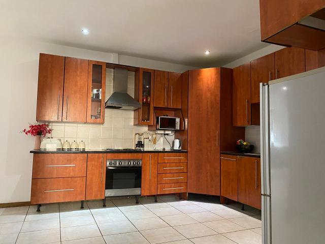 Apartment for sale in Johannesburg, Gauteng