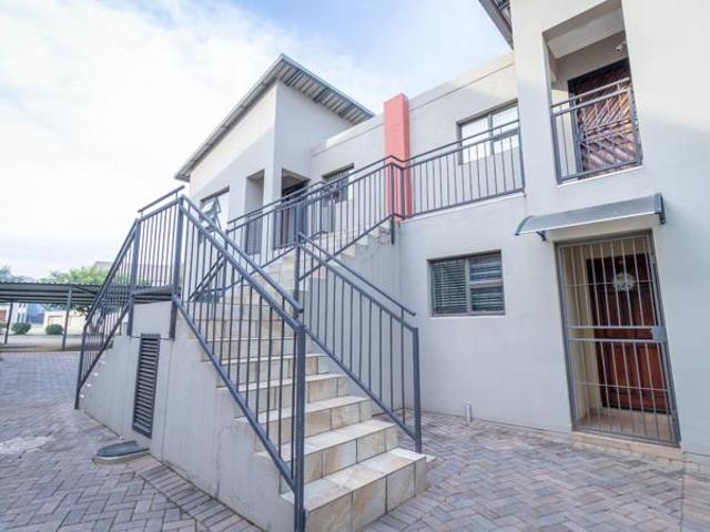 Apartment for sale in Hartebeespoort, North West