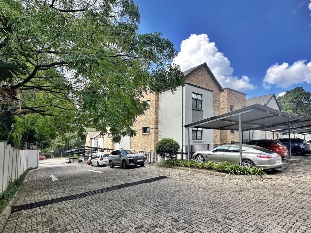 Apartment for sale in Vosloorus, Gauteng