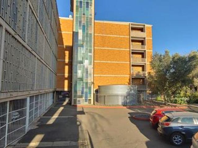 Apartment for sale in Frances Baard, Northern Cape