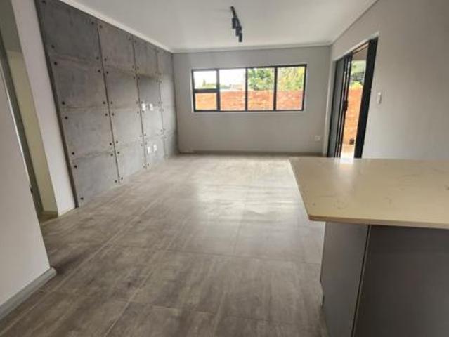 Apartment for rent in Waterkloof, Gauteng