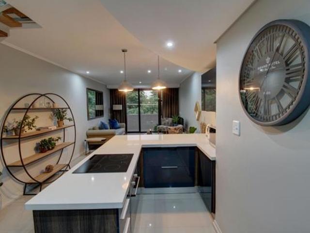 Apartment for rent in Waterkloof, Gauteng