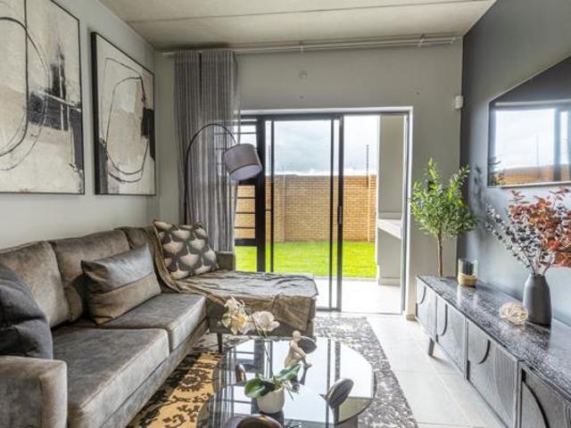 Apartment for rent in Waterkloof, Gauteng