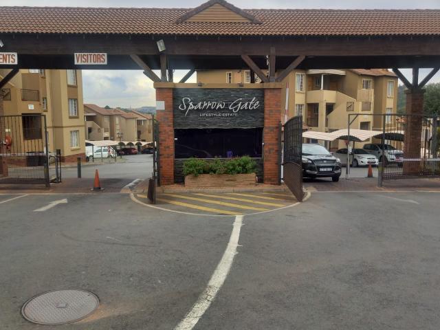 Apartment for sale in Vosloorus, Gauteng