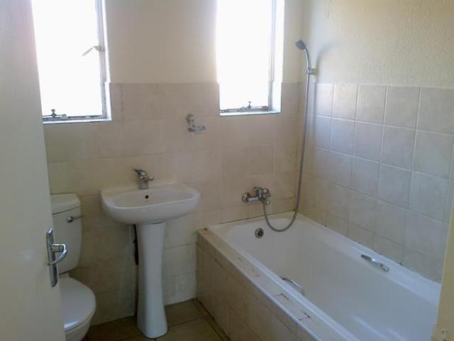 Apartment for rent in Vosloorus, Gauteng