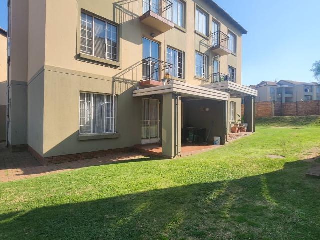 Apartment for sale in Vosloorus, Gauteng