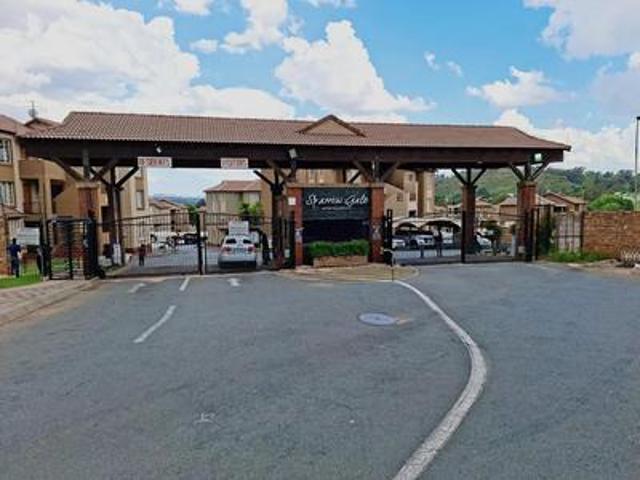 Apartment for sale in Vosloorus, Gauteng