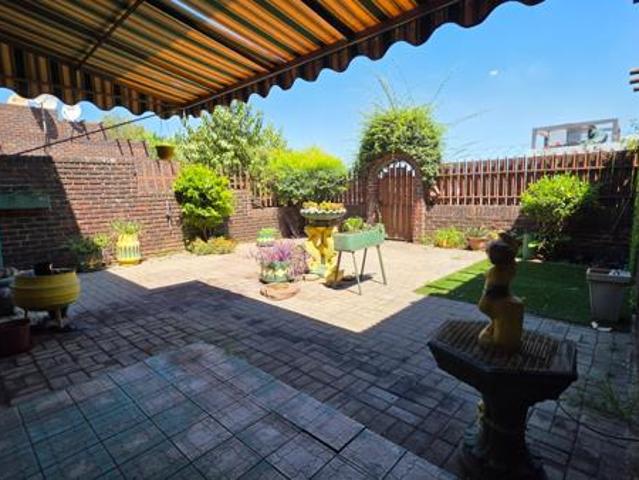 Apartment for sale in Midvaal, Gauteng