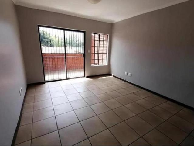 Apartment for sale in Meyerton, Midvaal Local Municipality