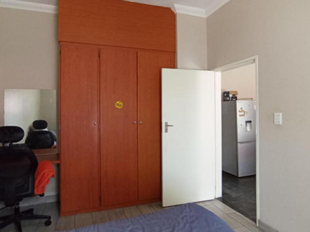 Apartment for sale in Vosloorus, Gauteng