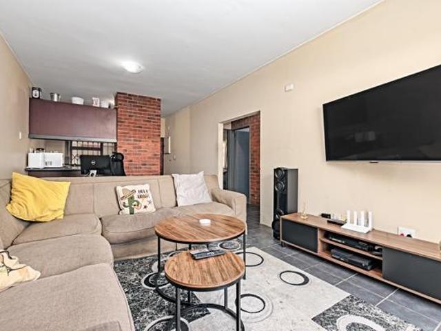 Apartment for sale in Vosloorus, Gauteng
