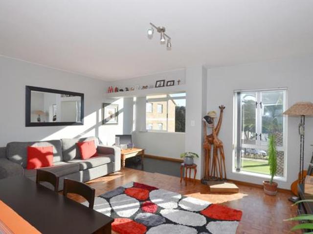 Apartment for sale in Cape Town, Western Cape