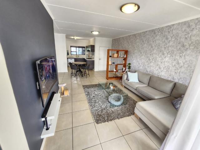 Apartment for sale in Kempton Park, City of Ekurhuleni Metropolitan Municipality