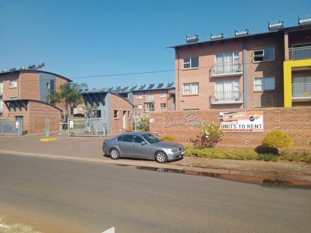 Apartment for rent in Waterkloof, Gauteng