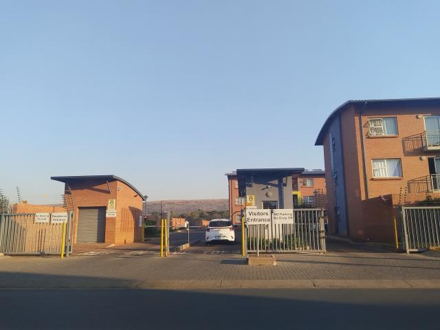 Apartment for rent in Waterkloof, Gauteng