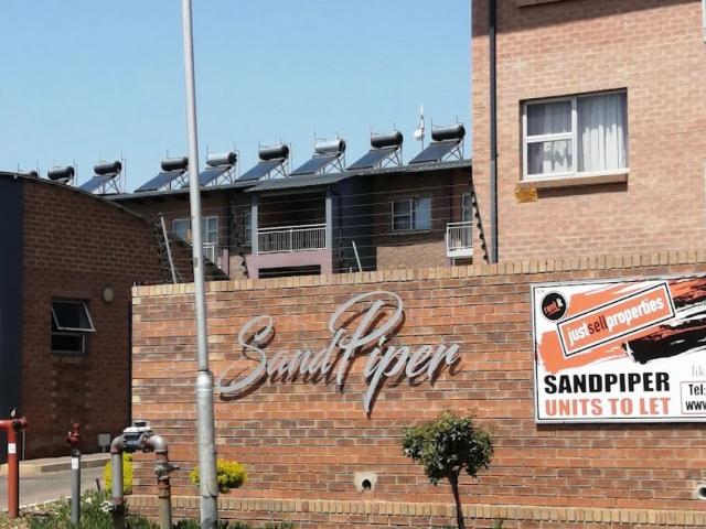 Apartment for rent in Waterkloof, Gauteng