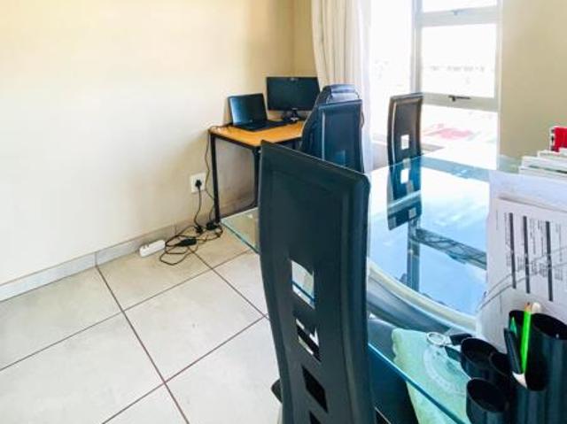Apartment for rent in Waterkloof, Gauteng