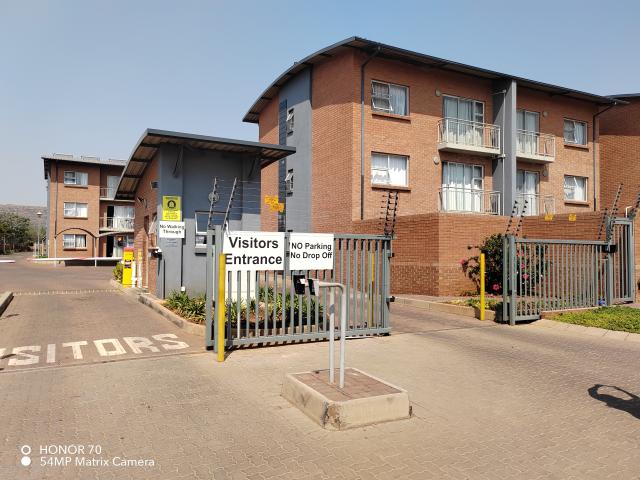 Apartment for rent in Waterkloof, Gauteng