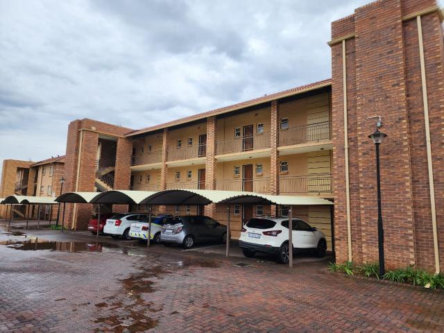 Apartment for sale in Waterkloof, Gauteng