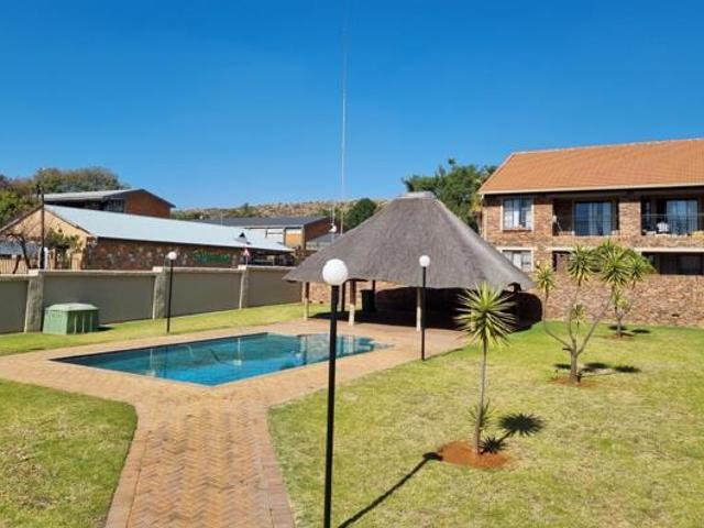 Apartment for rent in Waterkloof, Gauteng