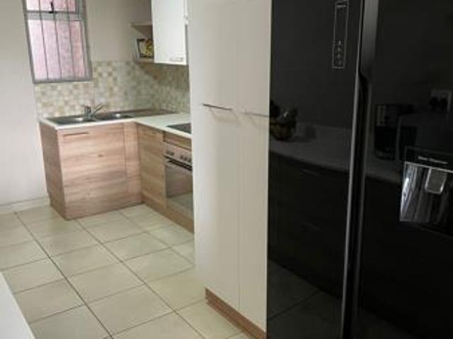 Apartment for rent in Waterkloof, Gauteng