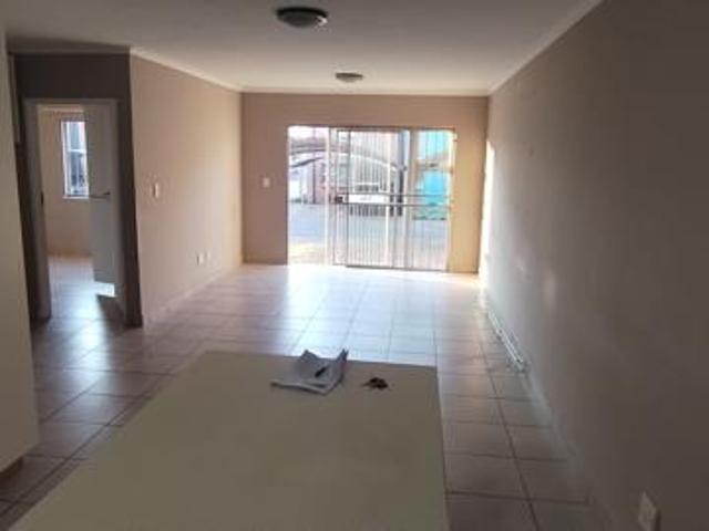 Apartment for rent in Waterkloof, Gauteng