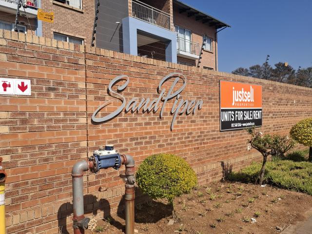 Apartment for rent in Waterkloof, Gauteng