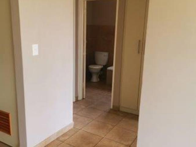 Apartment for rent in Waterkloof, Gauteng
