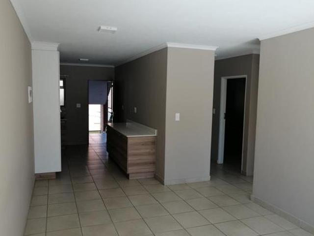 Apartment for rent in Waterkloof, Gauteng