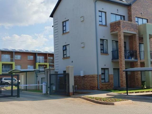 Apartment for rent in Waterkloof, Gauteng
