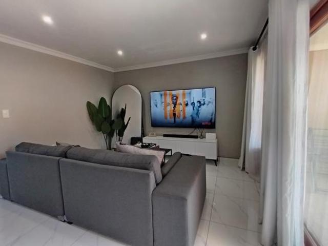 Apartment for rent in Waterkloof, Gauteng