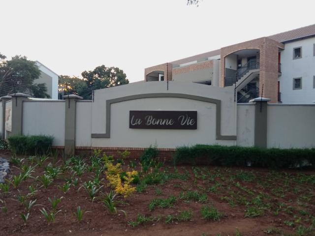Apartment for rent in Waterkloof, Gauteng