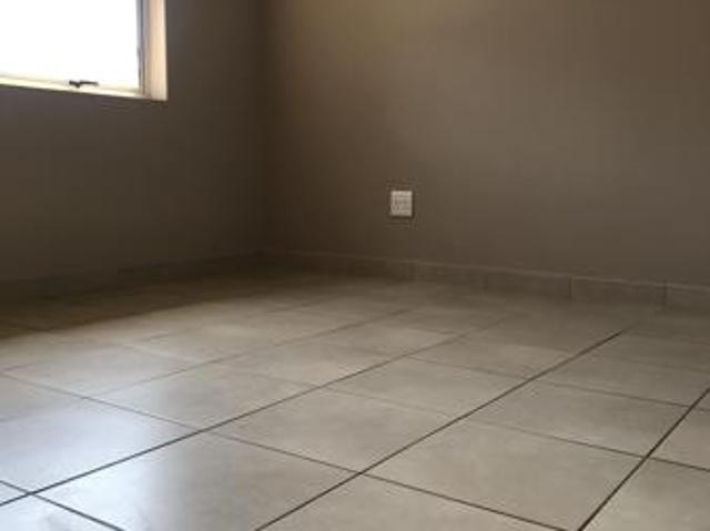 Apartment for rent in Waterkloof, Gauteng