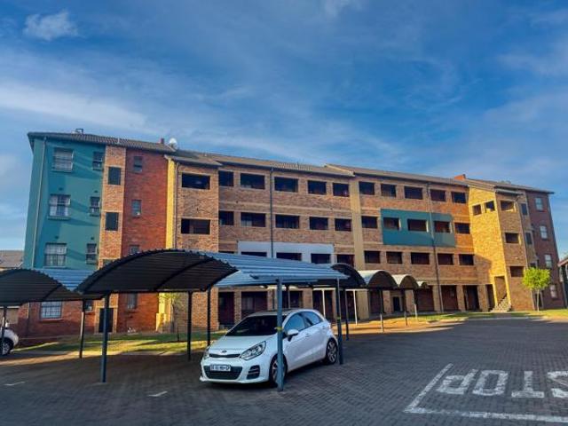 Apartment for rent in Waterkloof, Gauteng