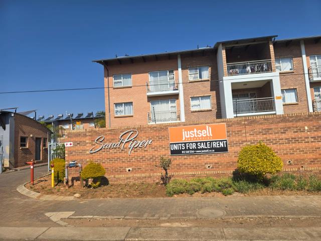 Apartment for sale in Waterkloof, Gauteng