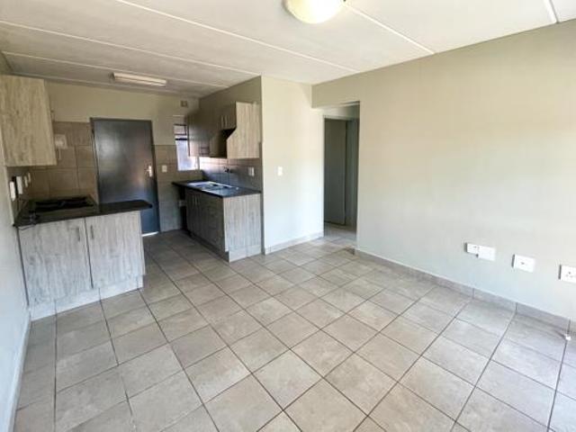 Apartment for rent in Waterkloof, Gauteng