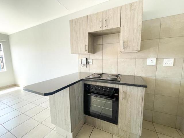 Apartment for rent in Waterkloof, Gauteng