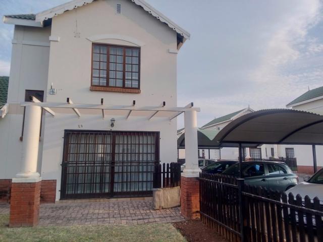 Apartment for rent in Waterkloof, Gauteng