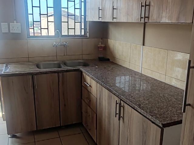 Apartment for rent in Chatsworth, Kwazulu-natal
