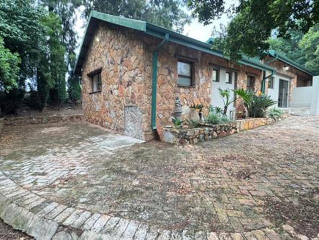 Apartment for rent in Waterkloof, Gauteng