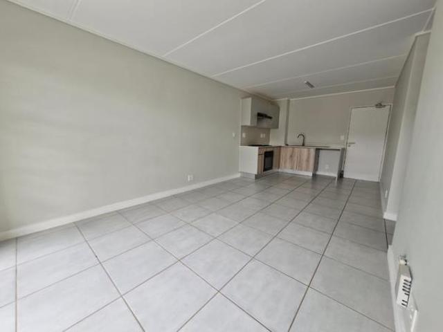 Apartment for rent in Waterkloof, Gauteng