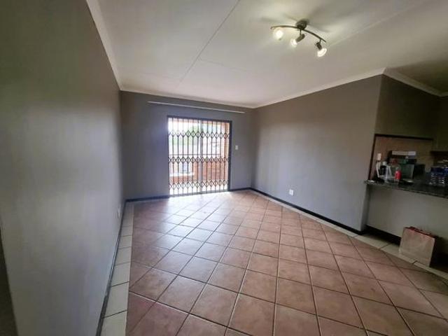 Apartment for rent in Waterkloof, Gauteng