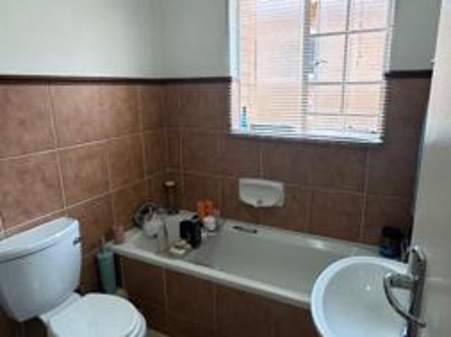 Apartment for rent in Waterkloof, Gauteng