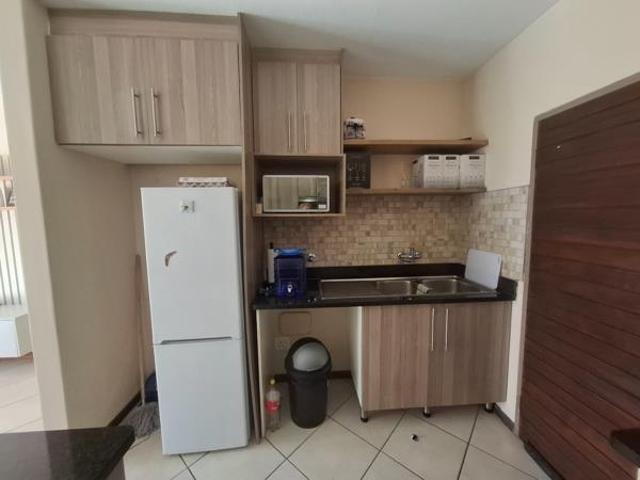 Apartment for rent in Waterkloof, Gauteng