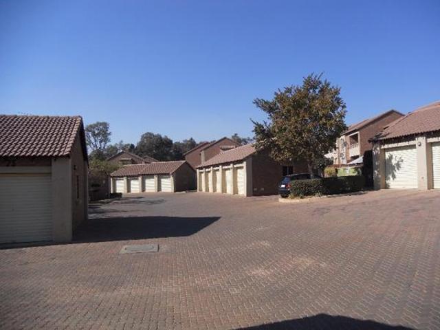 Apartment for rent in Waterkloof, Gauteng