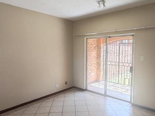 Apartment for rent in Waterkloof, Gauteng