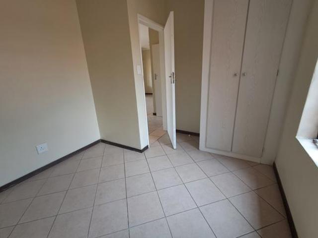 Apartment for rent in Waterkloof, Gauteng