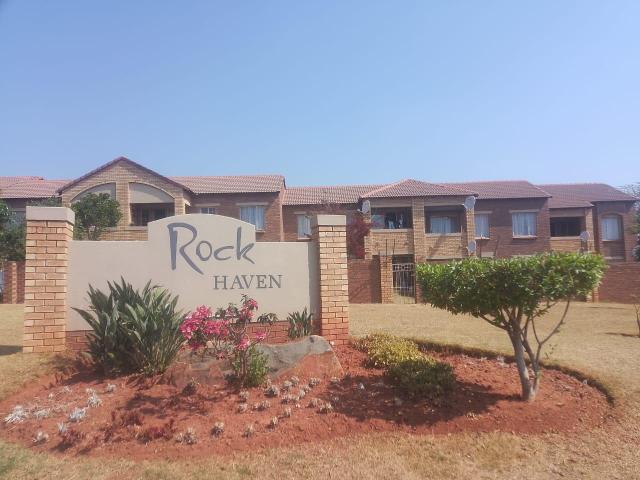 Apartment for sale in Waterkloof, Gauteng