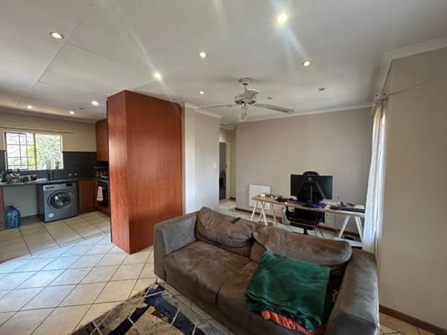 Apartment for rent in Waterkloof, Gauteng
