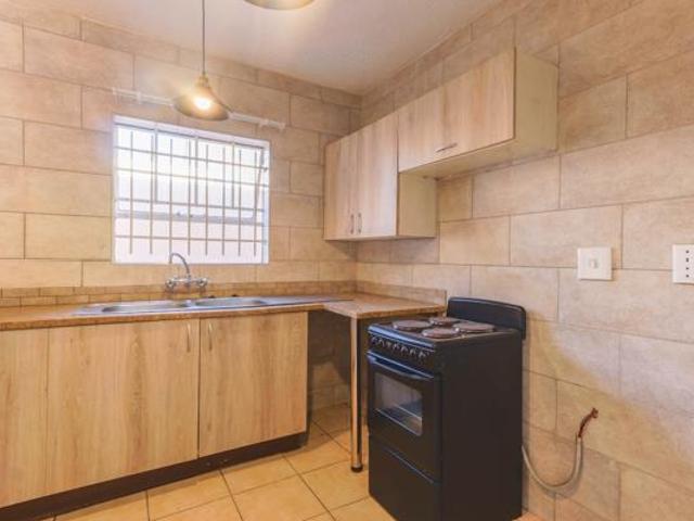 Apartment for rent in Waterkloof, Gauteng